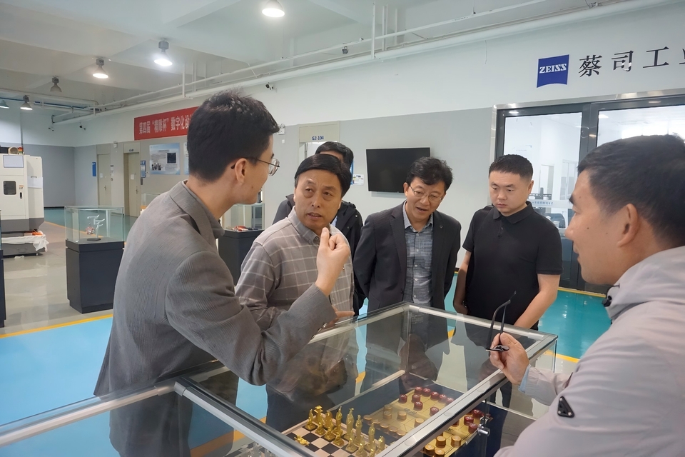 图片2.jpg 图片2.jpg