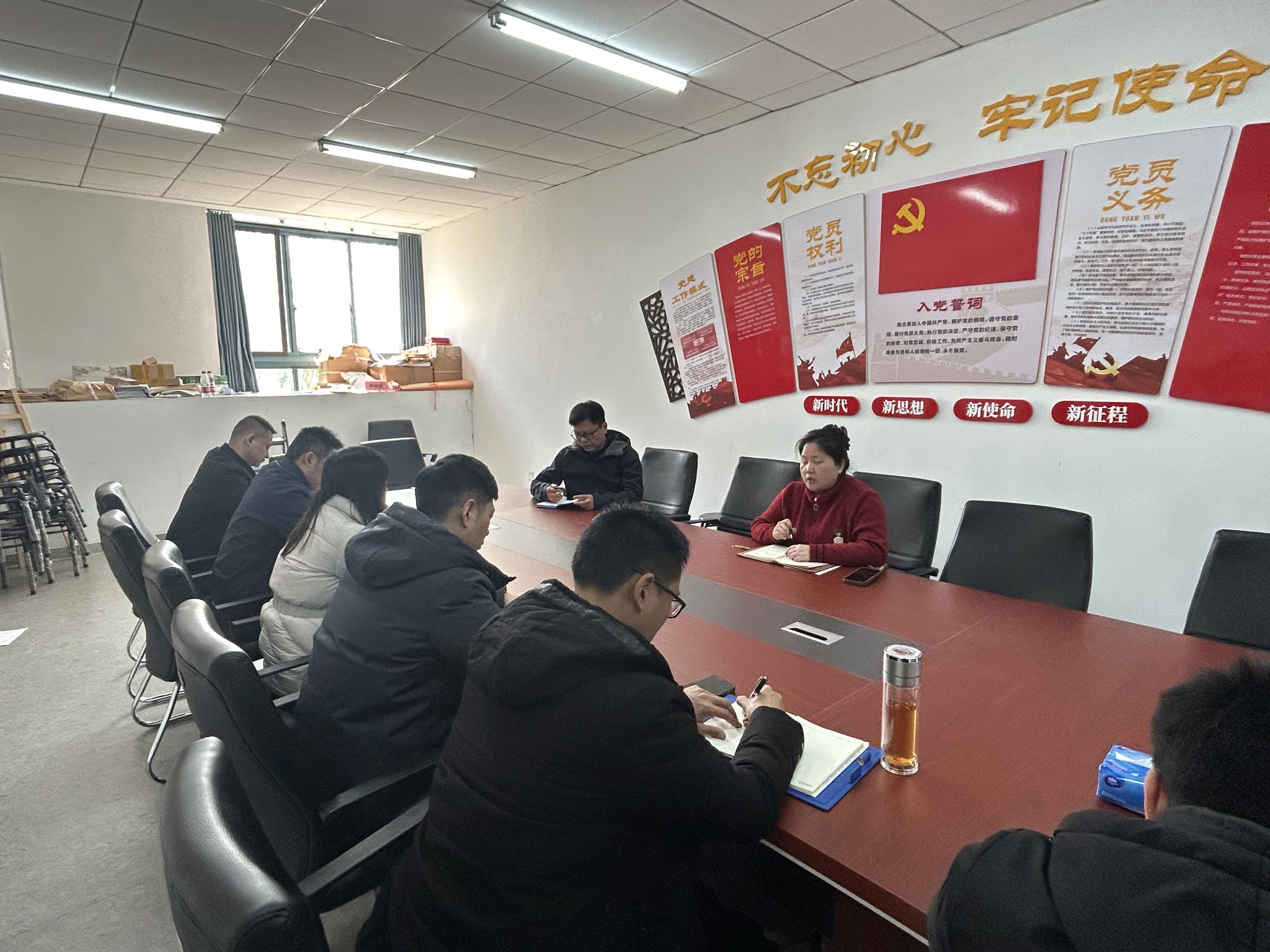 18f69b01ec52965624a50bed12cf1c6.jpg 18f69b01ec52965624a50bed12cf1c6.jpg